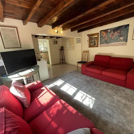 Gospodarstwo wiejskie Historique A Avec Jardin Et Wifi Inclus - Fr-1-381-635 Tours