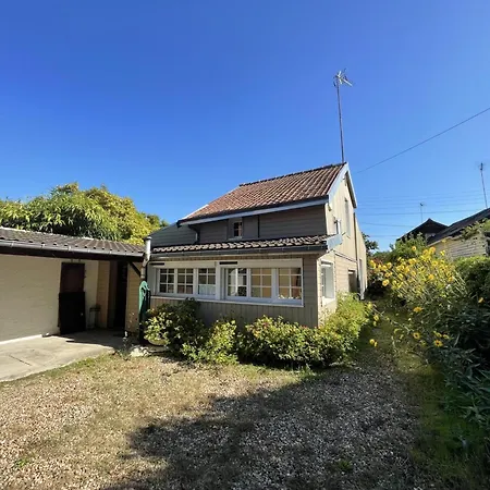 Дом отдыха Historique A Avec Jardin Et Wifi Inclus - Fr-1-381-635