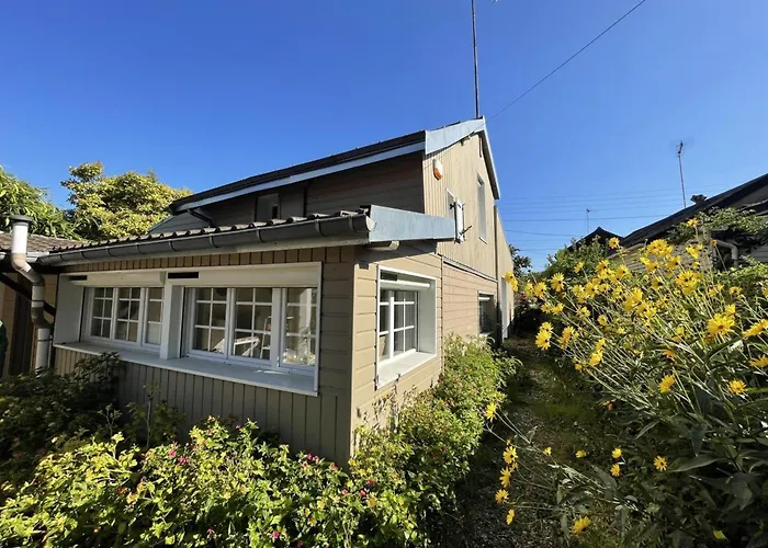 Дом отдыха Historique A Avec Jardin Et Wifi Inclus - Fr-1-381-635