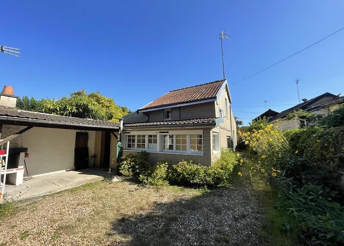 Дом отдыха Historique A Avec Jardin Et Wifi Inclus - Fr-1-381-635